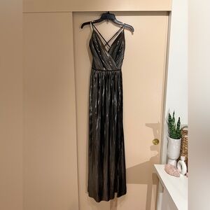 Galina Signature | Metallic Pleated A-Line with Slit | Black & Gold Size 4 (NWT)